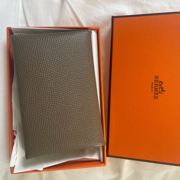 Hermes Calvi - Picture 2 of 5